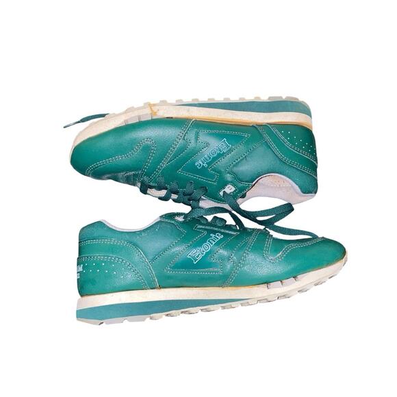 Etonic Shoes - Etonic Toddler Dark Green Silver Trans Am Trainer Sneakers US 5.5 VINTAGE 1990